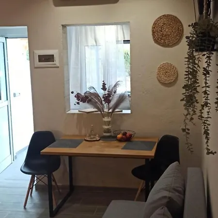 Apartment Achlia 3